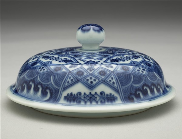 青花幾何紋壯罐