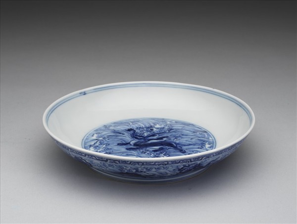 青花海獸紋盤