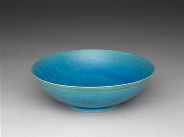 孔雀藍釉碗