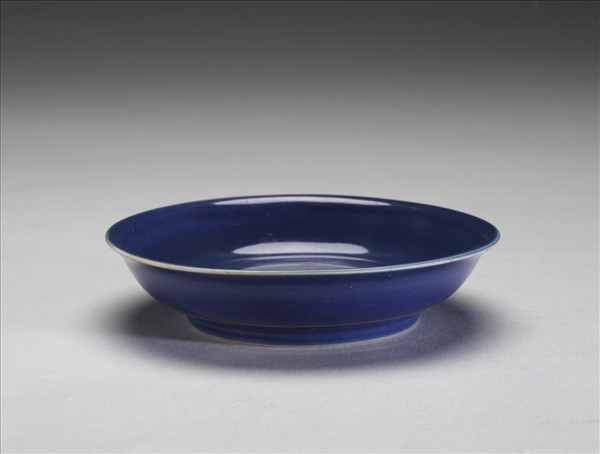 霽青釉碟