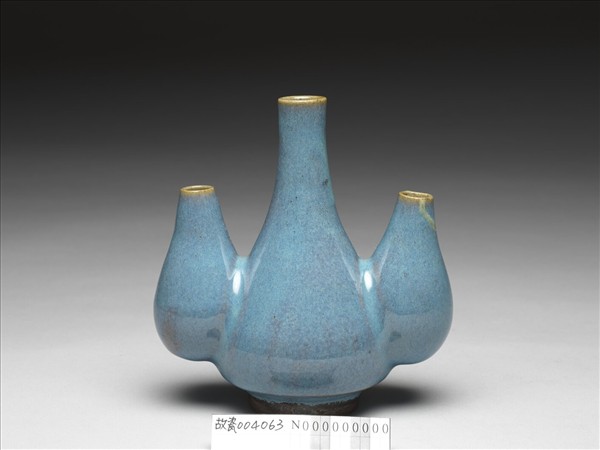 仿鈞釉三連膽瓶