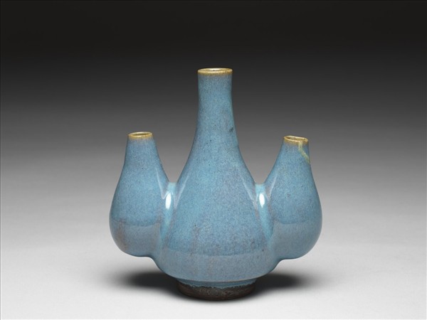 仿鈞釉三連膽瓶