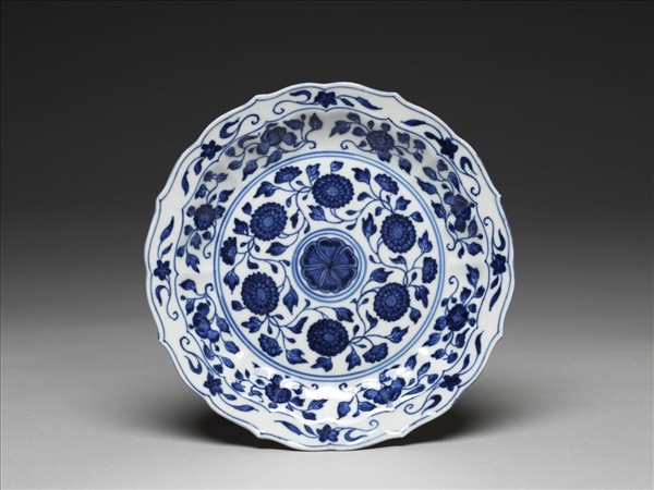 青花四季花卉紋花口盤