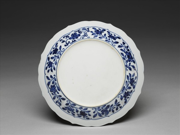 青花四季花卉紋花口盤
