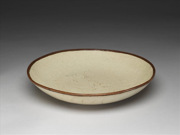 定窯 印花花卉紋盤