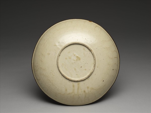 定窯 印花花卉紋盤