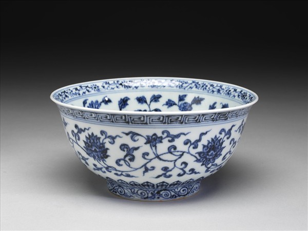 青花四季花卉紋碗