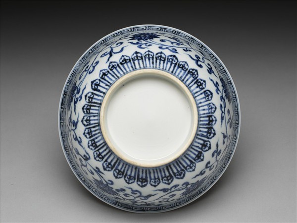 青花四季花卉紋碗