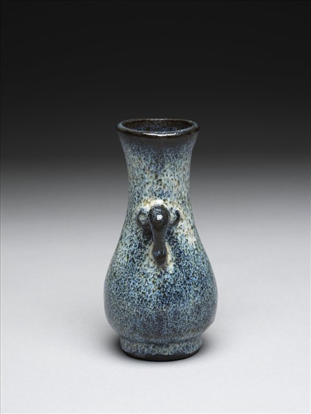 爐鈞釉雙耳瓶