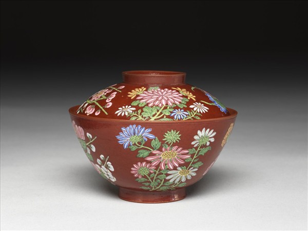 宜興胎畫琺瑯四季花卉蓋碗