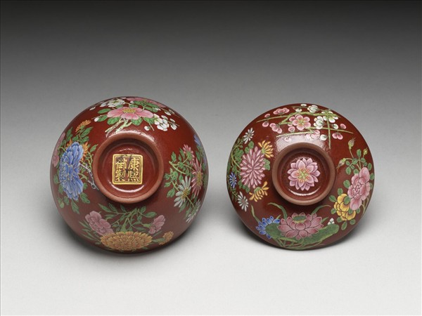 宜興胎畫琺瑯四季花卉蓋碗