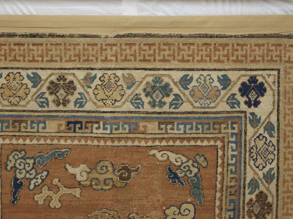 中國 雙獅戲球紋毯