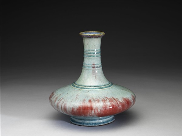 爐鈞釉弦紋瓶
