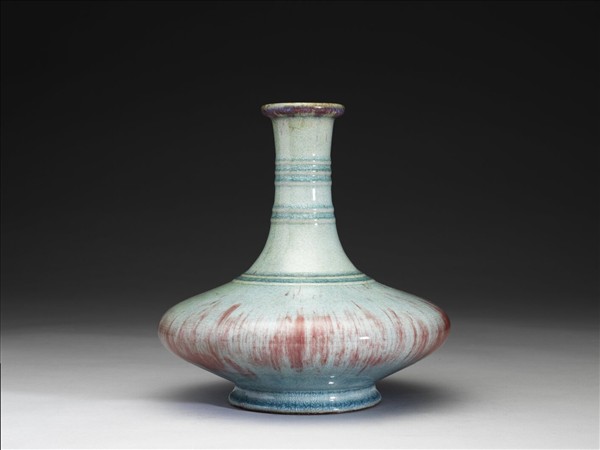 爐鈞釉弦紋瓶