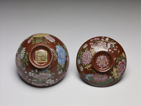 宜興胎畫琺瑯花卉蓋碗