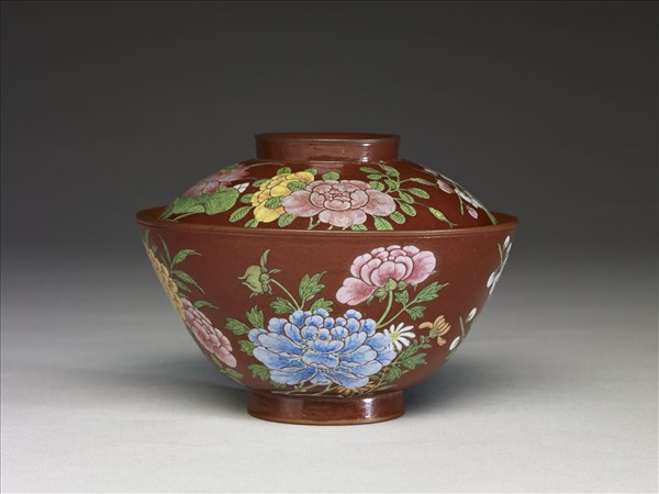 宜興胎畫琺瑯四季花卉蓋碗