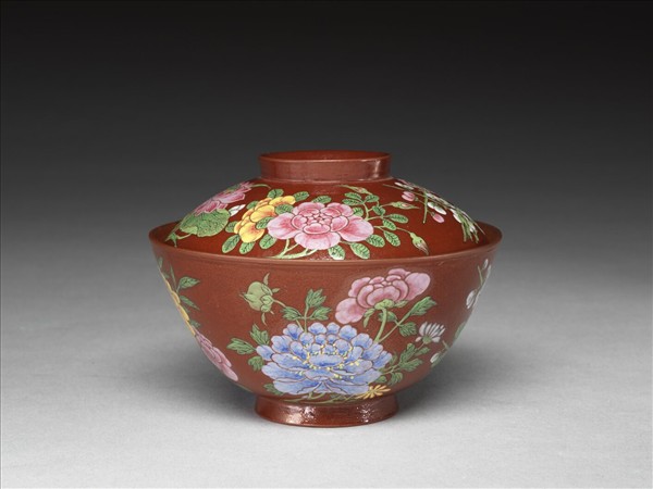 宜興胎畫琺瑯四季花卉蓋碗