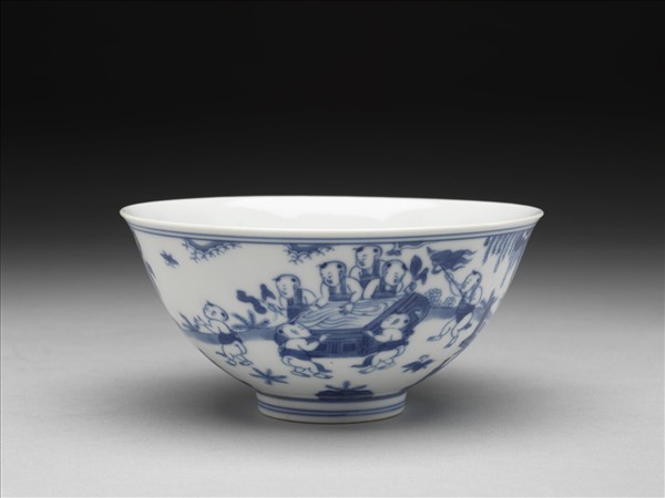 青花嬰戲圖碗