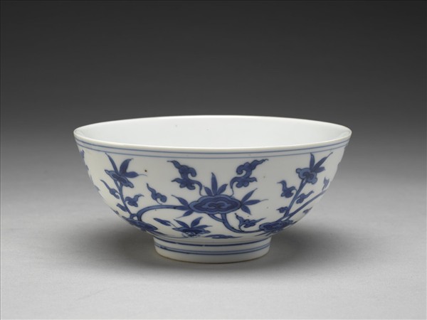 青花靈芝紋碗