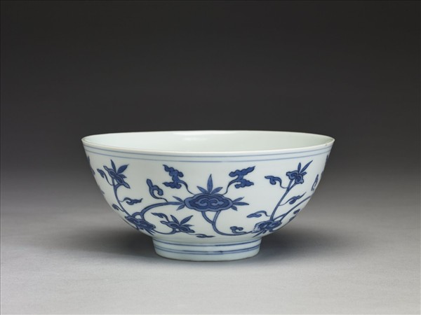 青花靈芝紋碗
