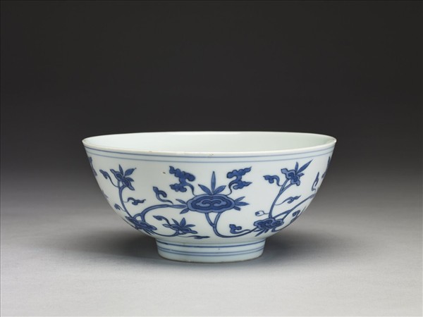 青花靈芝紋碗