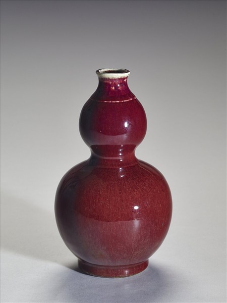 寶石紅釉葫蘆瓶