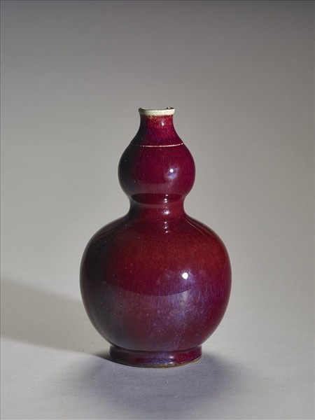 寶石紅釉葫蘆瓶