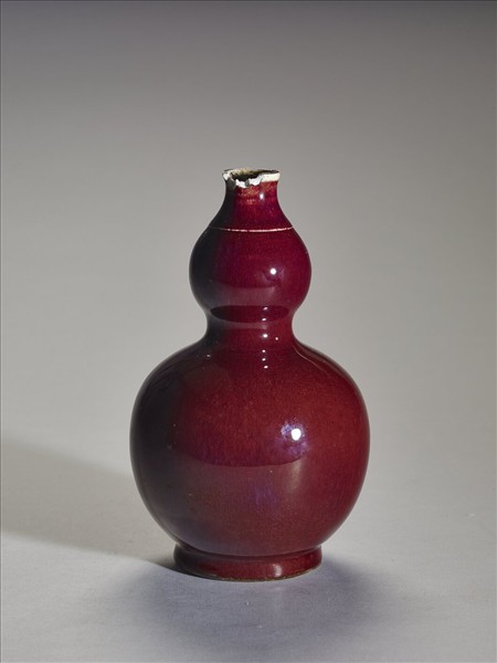 寶石紅釉葫蘆瓶