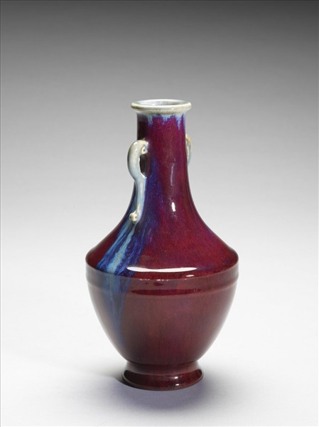 鈞釉雙耳瓶