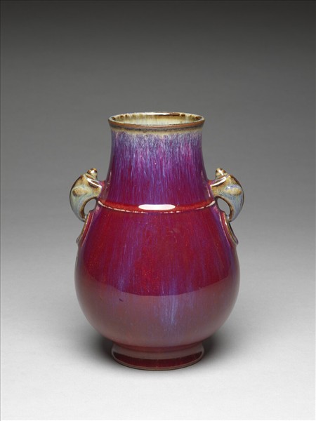 鈞釉獸耳弦紋壺