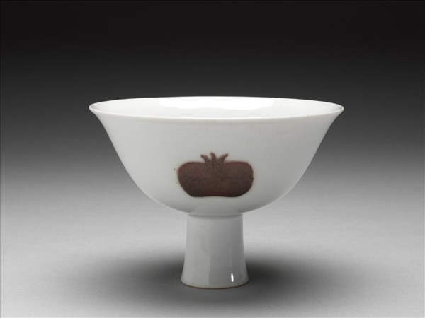 釉裡紅三果紋高足碗