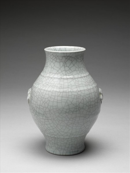 仿官釉雙耳弦紋瓶