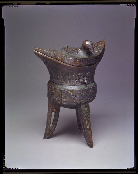 錯金銀獸面紋角