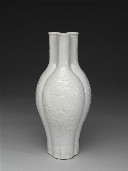 白瓷三多紋三連瓶