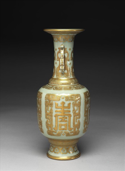 冬青釉描金壽字瓶