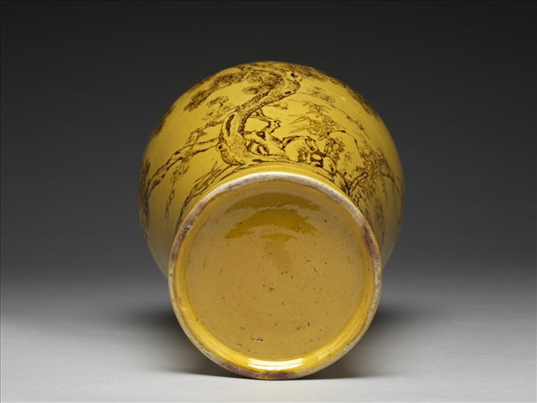 黃釉赭墨歲寒三友圖瓶