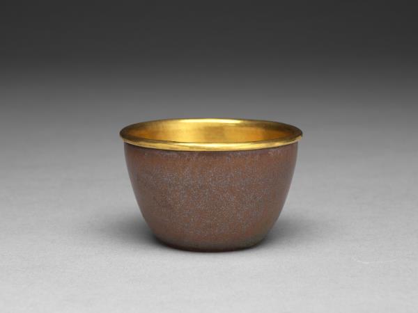 紫砂胎紫金釉套杯