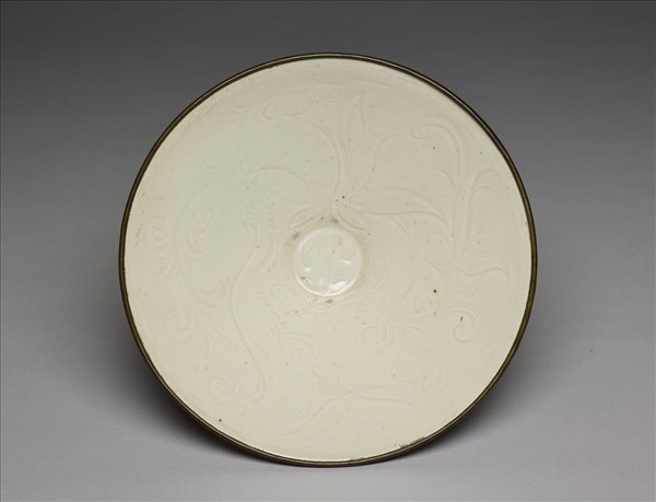 定窯 白瓷劃花蓮花紋碗