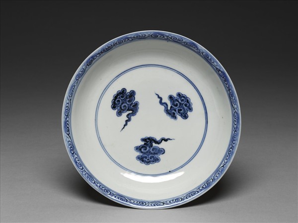 青花雙龍戲珠紋盤