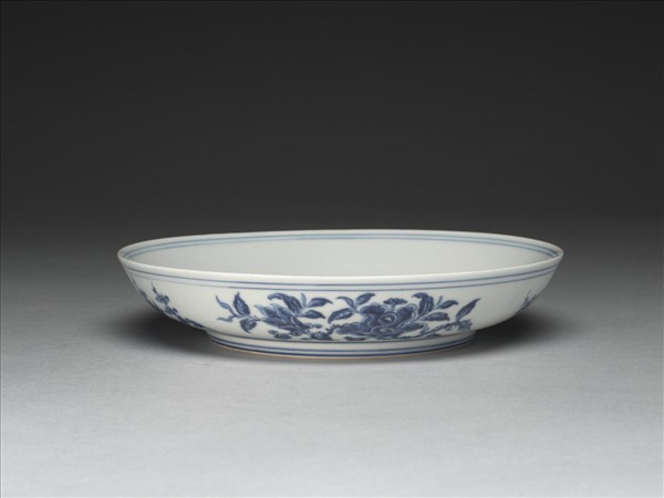 青花花卉紋盤