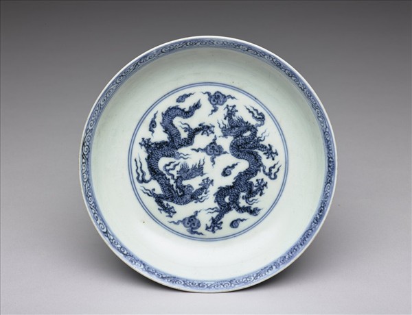 青花雲龍紋盤