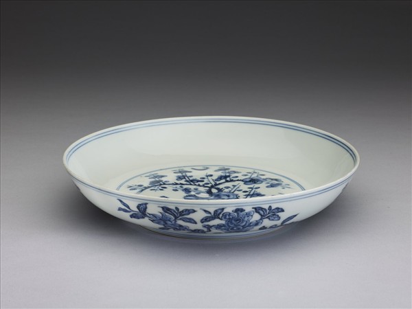 青花花卉紋盤
