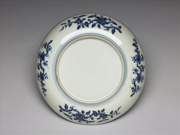 青花花卉紋盤
