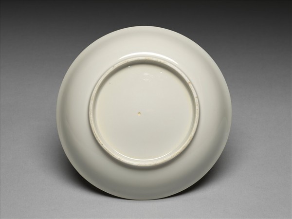 白釉盤