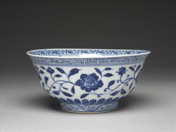 青花四季花卉紋碗