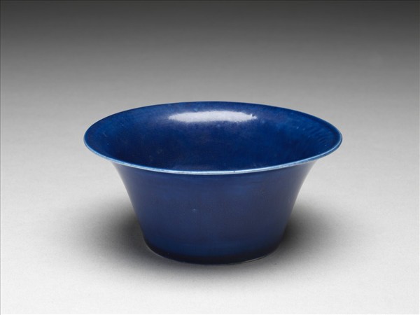 霽青釉撇口茶鐘