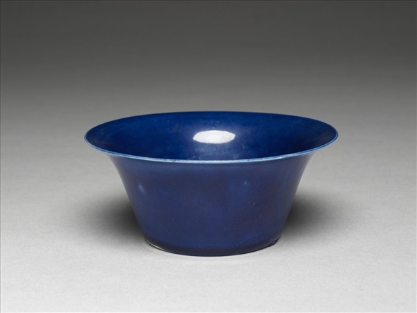 霽青釉撇口茶鐘