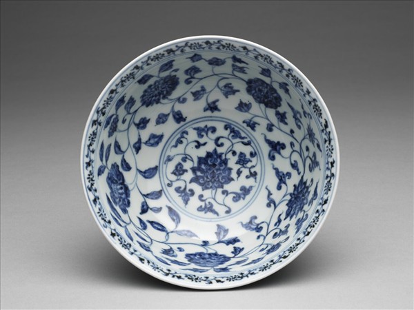 青花四季花卉紋碗