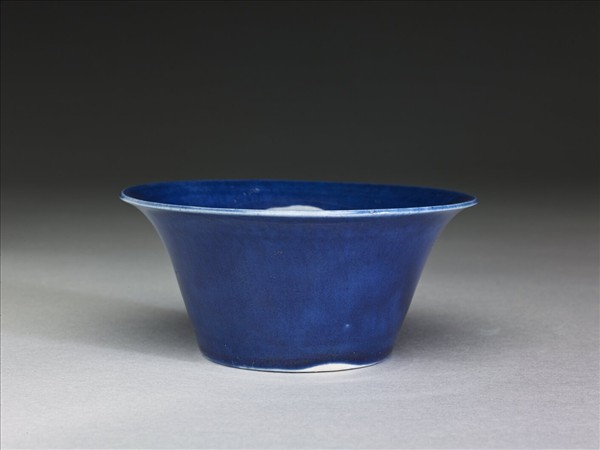 霽青釉撇口茶鐘