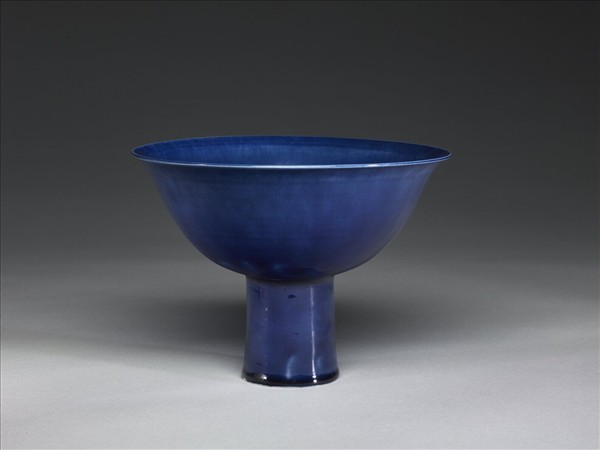 霽青釉高足碗